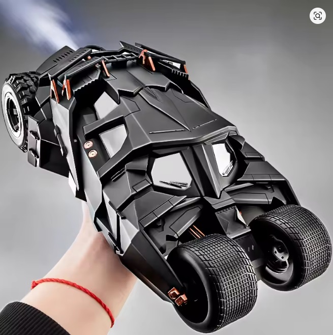 1:24 Batmobile Tumbler Alloy Die-Cast Model Car with Sound, Light